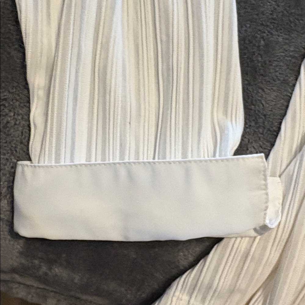 White collared Button Up size medium - image 6